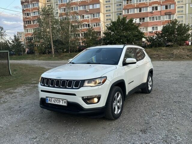 Белый Джип Компас, объемом двигателя 2.4 л и пробегом 169 тыс. км за 11900 $, фото 1 на Automoto.ua