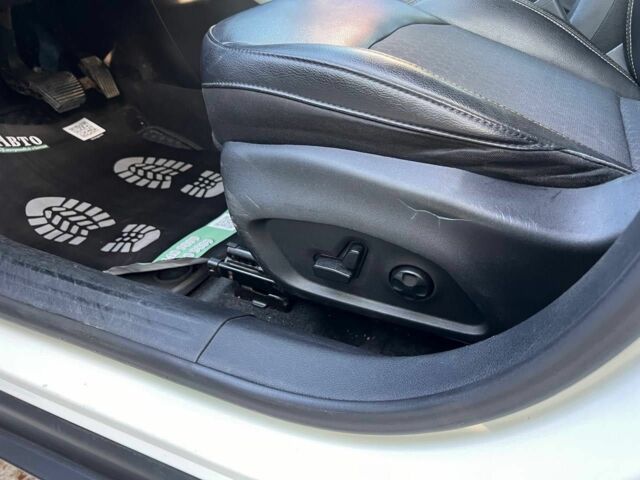 Джип Компас 2017 в Черновцах на Automoto.ua Белый Джип Компас, объемом двигателя 2.4 л и пробегом 221 тыс. км за 15300 $, фото 13 на Automoto.ua