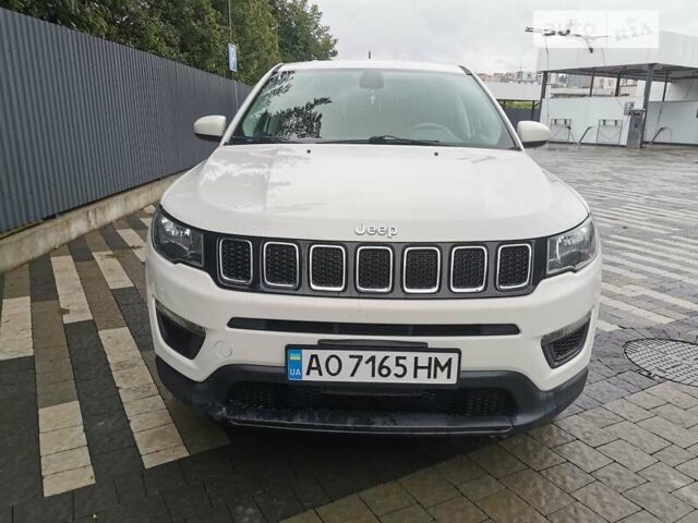 Белый Джип Компас, объемом двигателя 2.36 л и пробегом 71 тыс. км за 11500 $, фото 2 на Automoto.ua