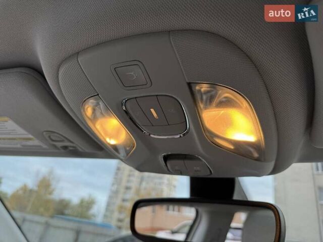 Белый Джип Компас, объемом двигателя 2.4 л и пробегом 120 тыс. км за 15900 $, фото 38 на Automoto.ua