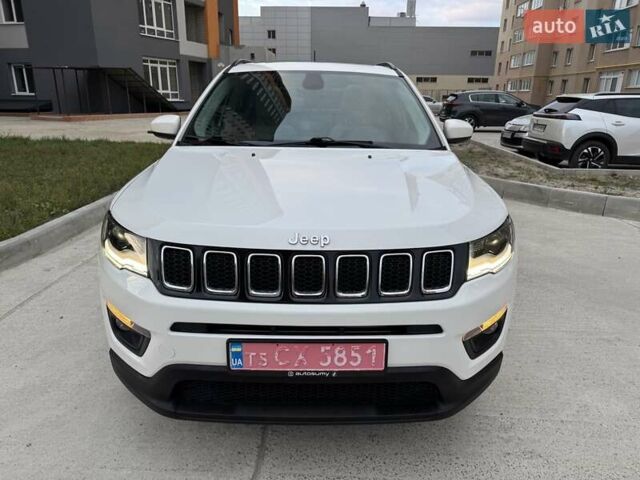 Белый Джип Компас, объемом двигателя 2.4 л и пробегом 120 тыс. км за 15900 $, фото 3 на Automoto.ua