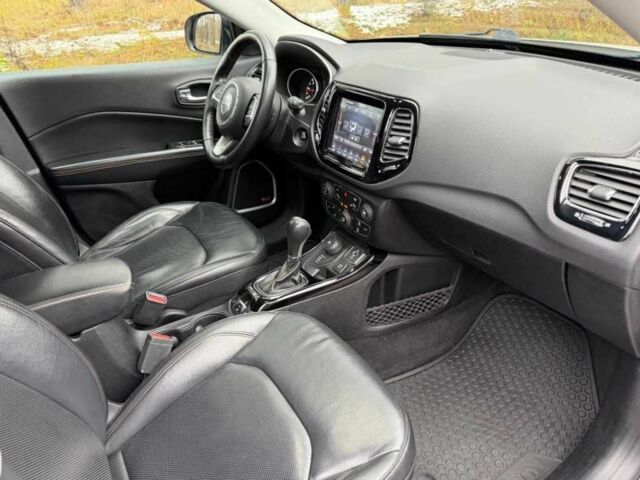 Білий Джип Compass, об'ємом двигуна 2 л та пробігом 95 тис. км за 10200 $, фото 8 на Automoto.ua