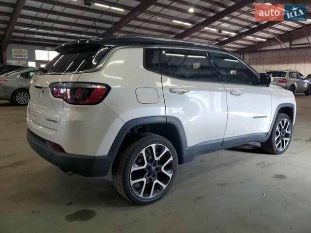 Джип Compass 2017 у Вінниці на Automoto.ua Білий Джип Compass, об'ємом двигуна 2.4 л та пробігом 168 тис. км за 2200 $, фото 2 на Automoto.ua