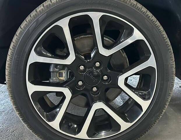 Джип Компас 2017 в Каменское - Днепродзержинск на Automoto.ua Белый Джип Компас, объемом двигателя 2.36 л и пробегом 102 тыс. км за 14799 $, фото 17 на Automoto.ua