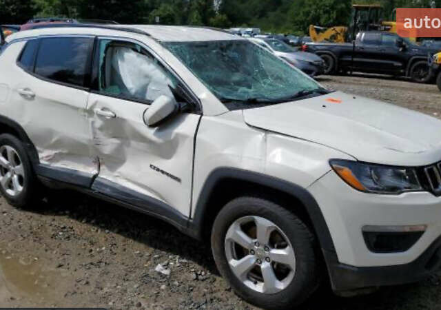 Белый Джип Компас, объемом двигателя 2.4 л и пробегом 50 тыс. км за 6000 $, фото 4 на Automoto.ua