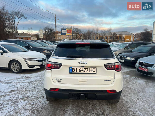 Білий Джип Compass, об'ємом двигуна 2.4 л та пробігом 63 тис. км за 15999 $, фото 5 на Automoto.ua
