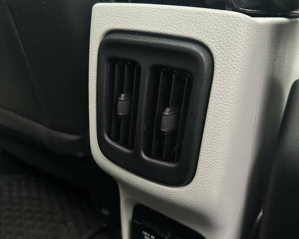 Белый Джип Компас, объемом двигателя 2.4 л и пробегом 120 тыс. км за 15800 $, фото 25 на Automoto.ua