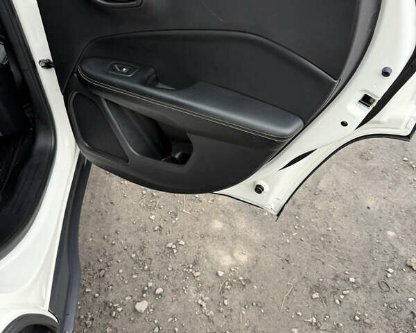 Белый Джип Компас, объемом двигателя 2.36 л и пробегом 146 тыс. км за 14500 $, фото 14 на Automoto.ua