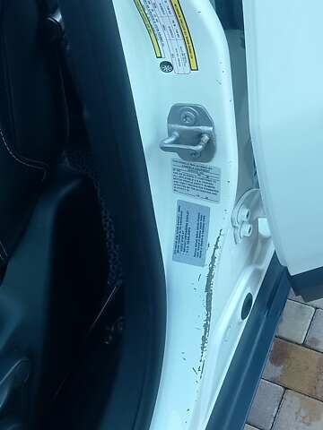 Білий Джип Compass, об'ємом двигуна 2.4 л та пробігом 204 тис. км за 11500 $, фото 22 на Automoto.ua