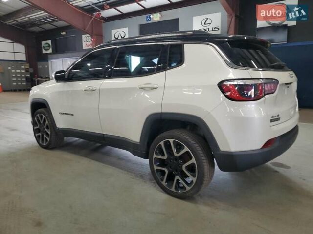 Джип Compass 2017 у Вінниці на Automoto.ua Білий Джип Compass, об'ємом двигуна 2.4 л та пробігом 168 тис. км за 2200 $, фото 1 на Automoto.ua