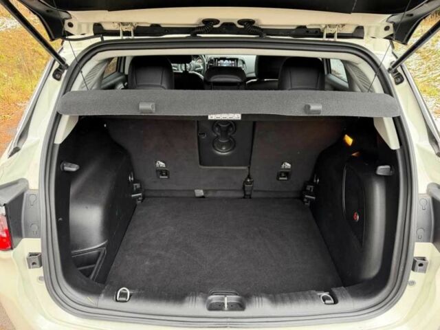 Білий Джип Compass, об'ємом двигуна 2 л та пробігом 95 тис. км за 10200 $, фото 14 на Automoto.ua