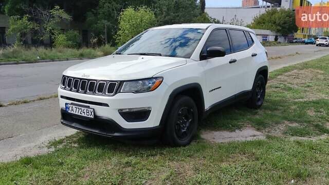 Белый Джип Компас, объемом двигателя 2.36 л и пробегом 160 тыс. км за 12300 $, фото 3 на Automoto.ua