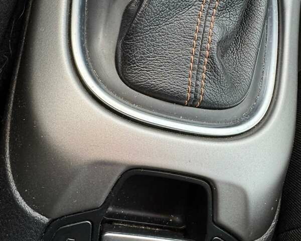 Білий Джип Compass, об'ємом двигуна 2.36 л та пробігом 108 тис. км за 14700 $, фото 3 на Automoto.ua