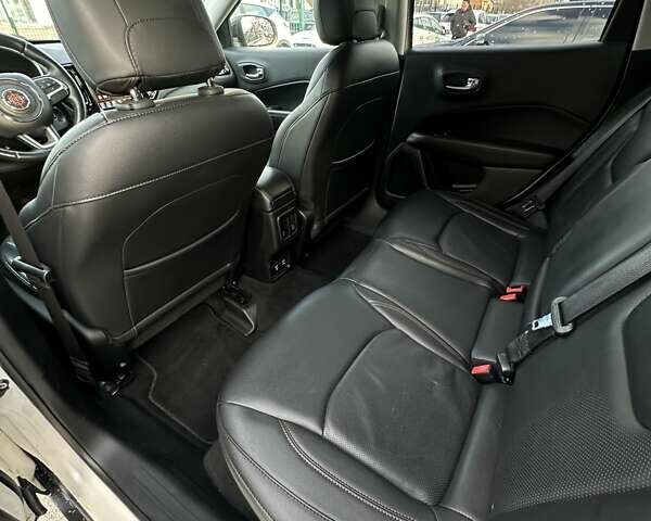 Білий Джип Compass, об'ємом двигуна 0 л та пробігом 194 тис. км за 14950 $, фото 20 на Automoto.ua