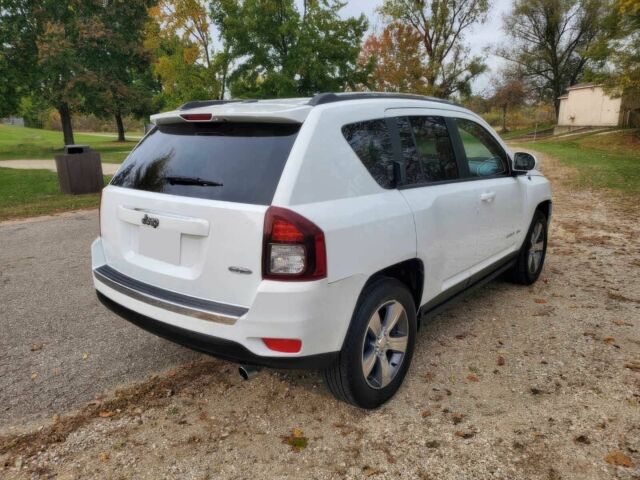 Джип Compass 2017 у Одесі на Automoto.ua Білий Джип Compass, об'ємом двигуна 2.4 л та пробігом 68 тис. км за 2700 $, фото 5 на Automoto.ua