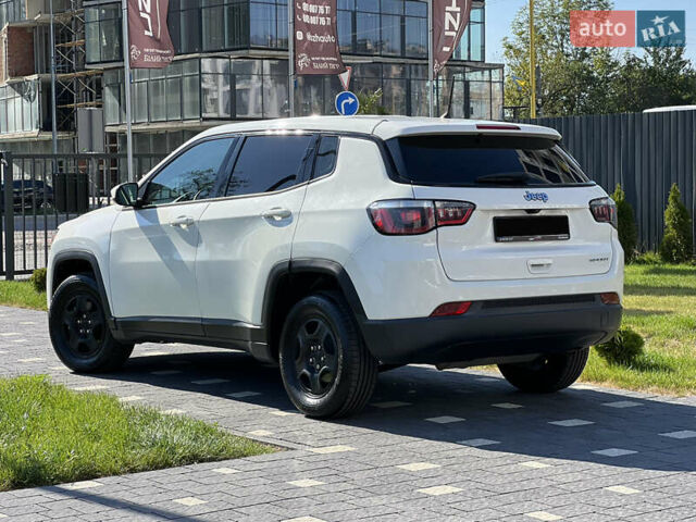Білий Джип Compass, об'ємом двигуна 2.4 л та пробігом 72 тис. км за 11800 $, фото 10 на Automoto.ua