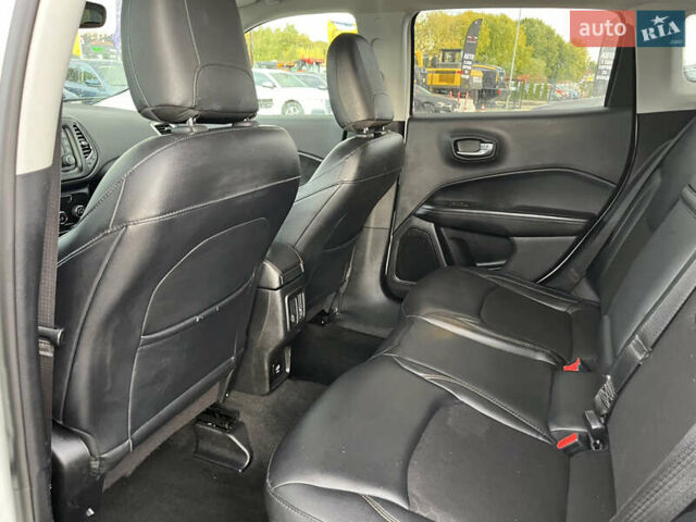 Белый Джип Компас, объемом двигателя 2.4 л и пробегом 191 тыс. км за 13300 $, фото 13 на Automoto.ua