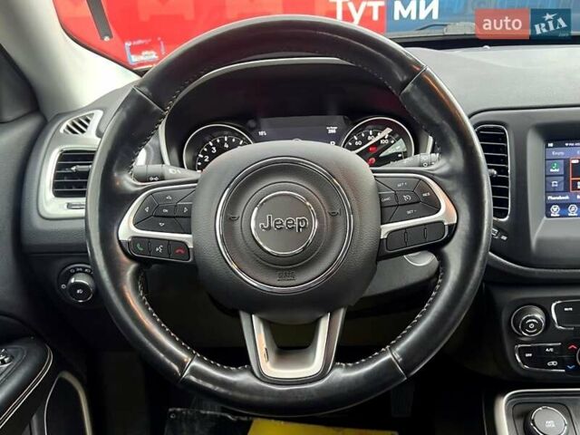 Белый Джип Компас, объемом двигателя 2.36 л и пробегом 199 тыс. км за 13999 $, фото 56 на Automoto.ua