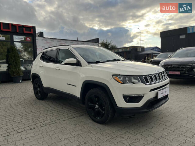 Белый Джип Компас, объемом двигателя 2.4 л и пробегом 191 тыс. км за 13300 $, фото 5 на Automoto.ua