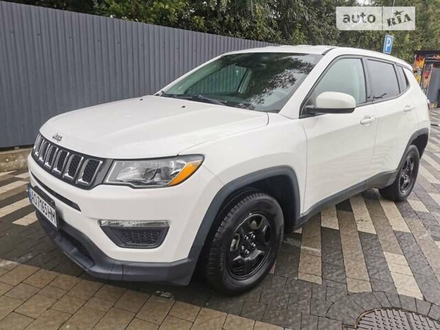 Белый Джип Компас, объемом двигателя 2.36 л и пробегом 71 тыс. км за 11500 $, фото 3 на Automoto.ua
