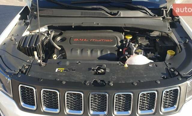 Белый Джип Компас, объемом двигателя 2.4 л и пробегом 160 тыс. км за 16400 $, фото 1 на Automoto.ua