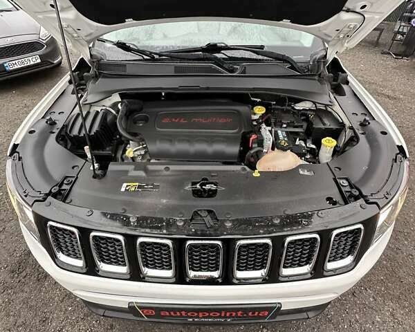 Белый Джип Компас, объемом двигателя 2.4 л и пробегом 120 тыс. км за 15800 $, фото 44 на Automoto.ua