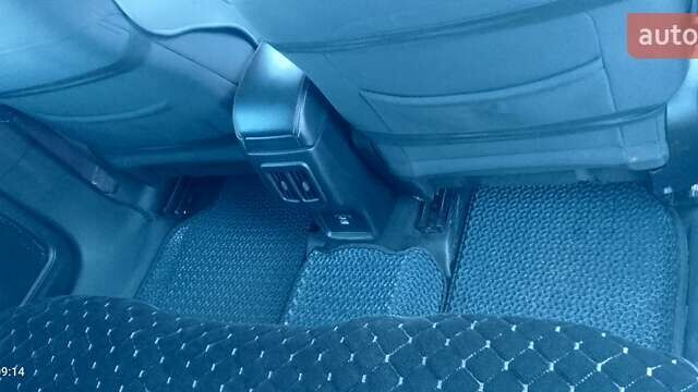 Білий Джип Compass, об'ємом двигуна 2.4 л та пробігом 204 тис. км за 11500 $, фото 16 на Automoto.ua