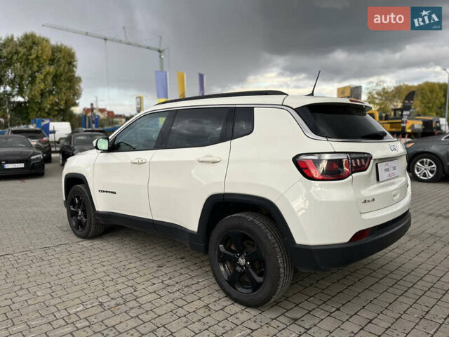 Белый Джип Компас, объемом двигателя 2.4 л и пробегом 191 тыс. км за 13300 $, фото 2 на Automoto.ua