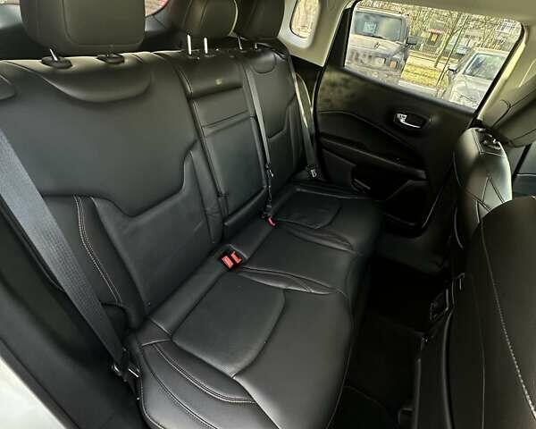 Білий Джип Compass, об'ємом двигуна 0 л та пробігом 194 тис. км за 14950 $, фото 23 на Automoto.ua