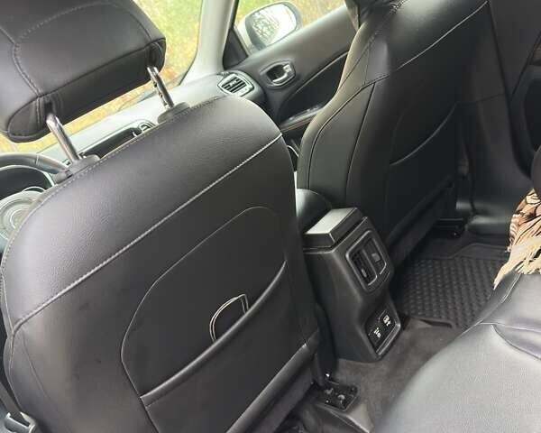 Джип Compass 2017 у Здолбунове на Automoto.ua Білий Джип Compass, об'ємом двигуна 2.36 л та пробігом 140 тис. км за 16200 $, фото 10 на Automoto.ua