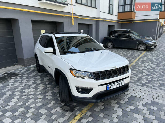Белый Джип Компас, объемом двигателя 2.36 л и пробегом 85 тыс. км за 13990 $, фото 12 на Automoto.ua