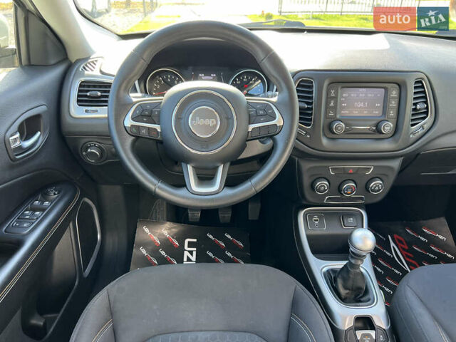 Білий Джип Compass, об'ємом двигуна 2.4 л та пробігом 72 тис. км за 11800 $, фото 32 на Automoto.ua