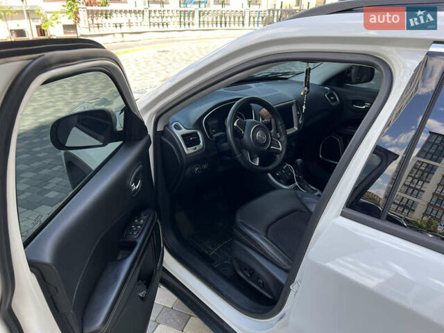 Белый Джип Компас, объемом двигателя 2.36 л и пробегом 85 тыс. км за 13990 $, фото 14 на Automoto.ua