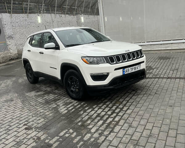 Білий Джип Compass, об'ємом двигуна 2.36 л та пробігом 205 тис. км за 12799 $, фото 8 на Automoto.ua