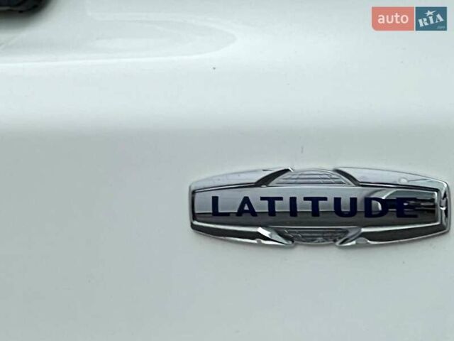 Белый Джип Компас, объемом двигателя 2.36 л и пробегом 199 тыс. км за 13999 $, фото 18 на Automoto.ua