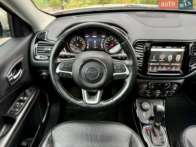 Белый Джип Компас, объемом двигателя 2.4 л и пробегом 71 тыс. км за 16900 $, фото 35 на Automoto.ua