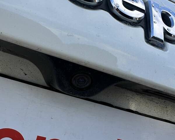 Білий Джип Compass, об'ємом двигуна 0 л та пробігом 194 тис. км за 14950 $, фото 10 на Automoto.ua