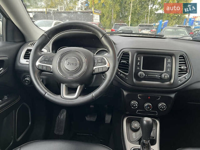 Белый Джип Компас, объемом двигателя 2.4 л и пробегом 191 тыс. км за 13300 $, фото 10 на Automoto.ua