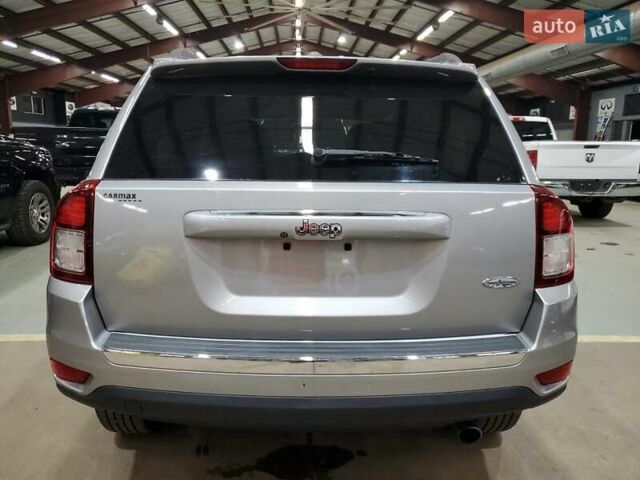 Белый Джип Компас, объемом двигателя 2.36 л и пробегом 72 тыс. км за 1600 $, фото 5 на Automoto.ua