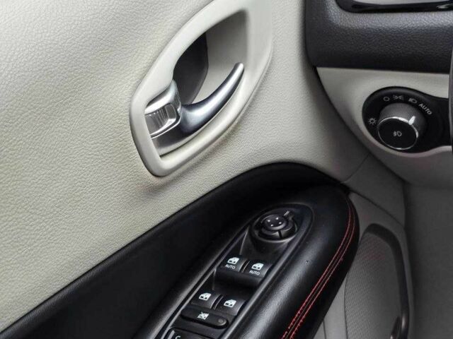 Белый Джип Компас, объемом двигателя 2.4 л и пробегом 140 тыс. км за 15350 $, фото 16 на Automoto.ua