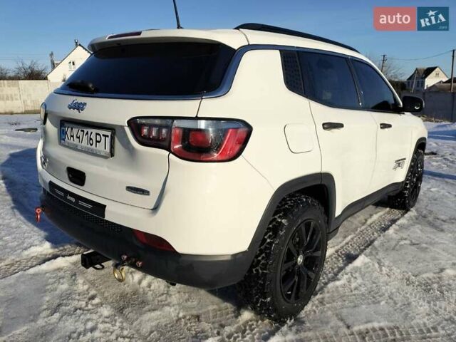 Белый Джип Компас, объемом двигателя 2.4 л и пробегом 125 тыс. км за 13500 $, фото 13 на Automoto.ua