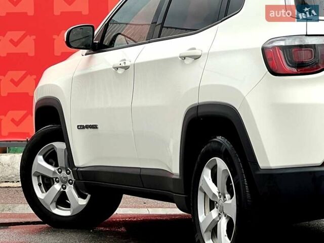 Белый Джип Компас, объемом двигателя 2.36 л и пробегом 199 тыс. км за 13999 $, фото 14 на Automoto.ua