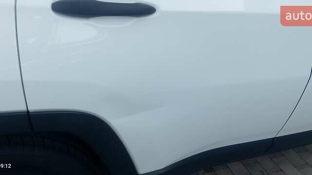 Білий Джип Compass, об'ємом двигуна 2.4 л та пробігом 204 тис. км за 11500 $, фото 7 на Automoto.ua