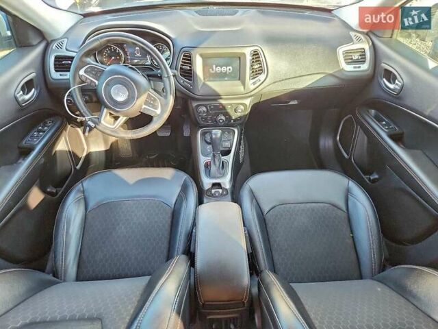 Белый Джип Компас, объемом двигателя 2.36 л и пробегом 124 тыс. км за 2000 $, фото 7 на Automoto.ua