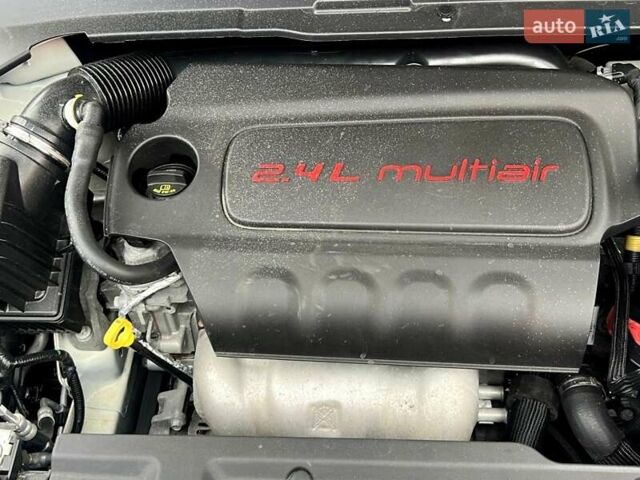 Белый Джип Компас, объемом двигателя 2.36 л и пробегом 199 тыс. км за 13999 $, фото 71 на Automoto.ua