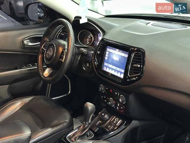 Джип Компас 2017 в Каменское - Днепродзержинск на Automoto.ua Белый Джип Компас, объемом двигателя 2.36 л и пробегом 102 тыс. км за 14799 $, фото 18 на Automoto.ua