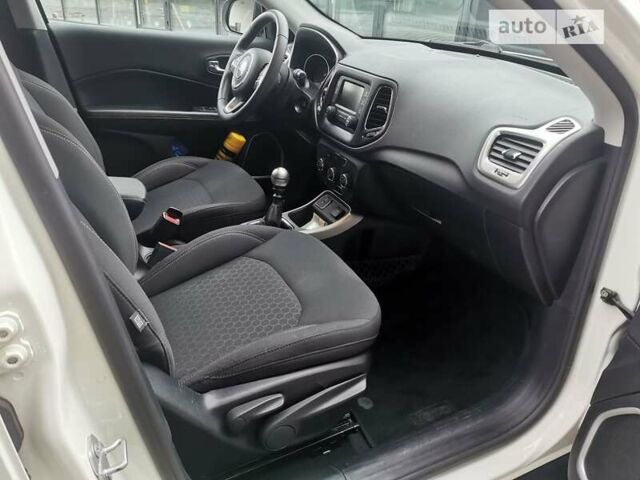 Белый Джип Компас, объемом двигателя 2.36 л и пробегом 71 тыс. км за 11500 $, фото 13 на Automoto.ua