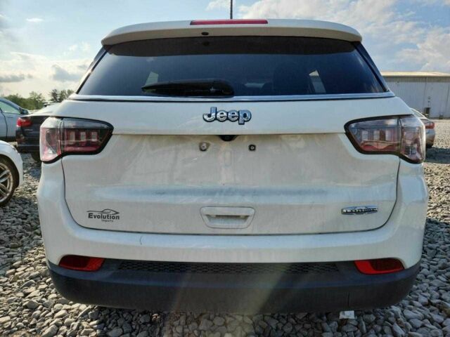 Белый Джип Компас, объемом двигателя 2.4 л и пробегом 95 тыс. км за 2700 $, фото 5 на Automoto.ua