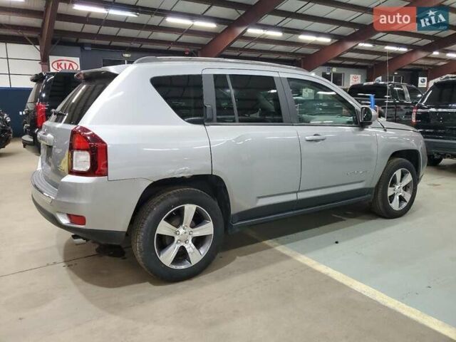 Белый Джип Компас, объемом двигателя 2.36 л и пробегом 72 тыс. км за 1600 $, фото 2 на Automoto.ua