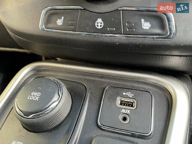 Белый Джип Компас, объемом двигателя 2.4 л и пробегом 47 тыс. км за 14900 $, фото 20 на Automoto.ua